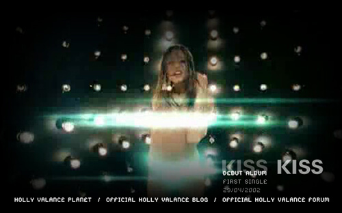 Holly Valance - Ecard 'Kiss Kiss' #02